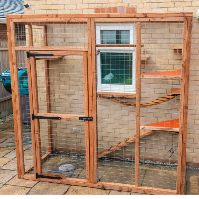 The Purrch Loft - Compact Cat Enclosure