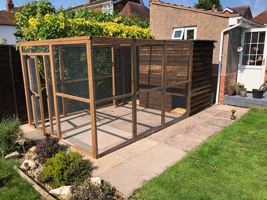 Enclosed Wooden Waterproof Dog Shelter With outside Exercise Run