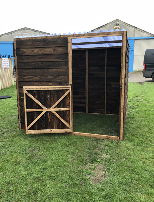 Animal Field Shelter / Small Stable - Open Front, Clear PVC roof