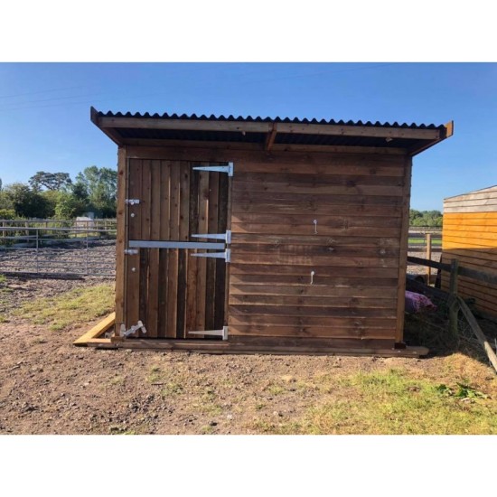 12x12 standard stable 