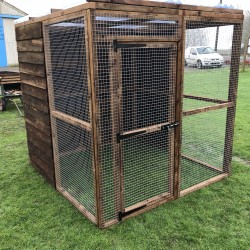 4 Fully Boarded and Waterproof Roof with 16G Fox-Proof Mesh – Heavy-Duty 6ft x 6ft Pet Enclosure  🐈🐔🐶 4 Fully Boarded and Waterproof Roof with 16G Fox-Proof Mesh – Heavy-Duty 6ft x 6ft Pet Enclosure  🐈🐔🐶