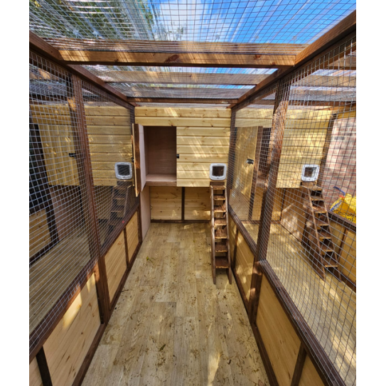 3 x Cat sleeping box enclosure 