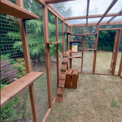 Cat House / Play Pen With Sleeping Box 12ft x 6ft Cat House / Play Pen With Sleeping Box 12ft x 6ft