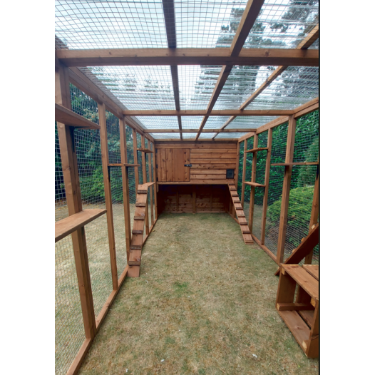 Cat House / Play Pen With Sleeping Box 12ft x 6ft