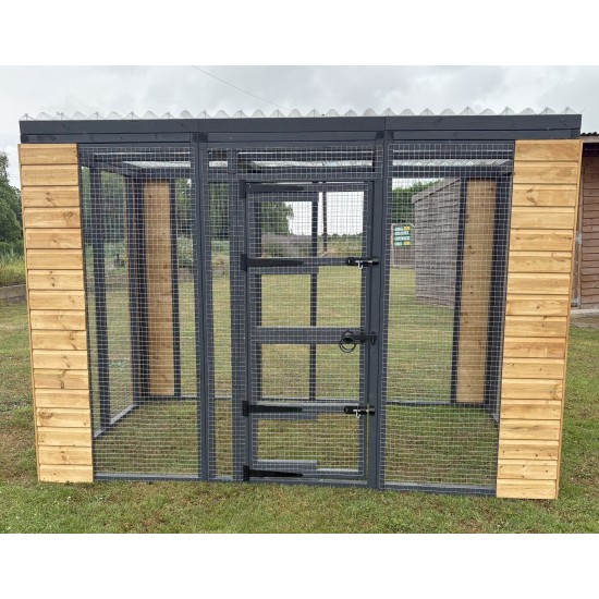 Freestanding Catio enclosure 6ft x 9ft x 6ft tall With Black 16g wire mesh & Tongue and groove boarded corners Freestanding Catio enclosure 6ft x 9ft x 6ft tall With Black 16g wire mesh & Tongue and groove boarded corners
