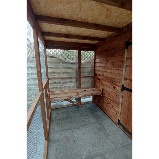 Bunnio 9ft x 6ft 1/2" x 1/2" wire mesh with Felt Roof Bunnio 9ft x 6ft 1/2" x 1/2" wire mesh with Felt Roof