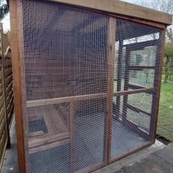 Bunnio 9ft x 6ft 1/2" x 1/2" wire mesh with Felt Roof 
