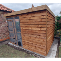 Bunnio 9ft x 6ft 1/2" x 1/2" wire mesh with Felt Roof 