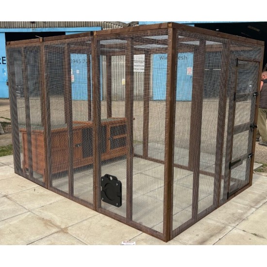 6ft x 9ft Bunnio with 1 Tier 6ft Rabbit Hutch Included 16G 1/2" x 1/2" wire mesh 6ft x 9ft Bunnio with 1 Tier 6ft Rabbit Hutch Included 16G 1/2" x 1/2" wire mesh