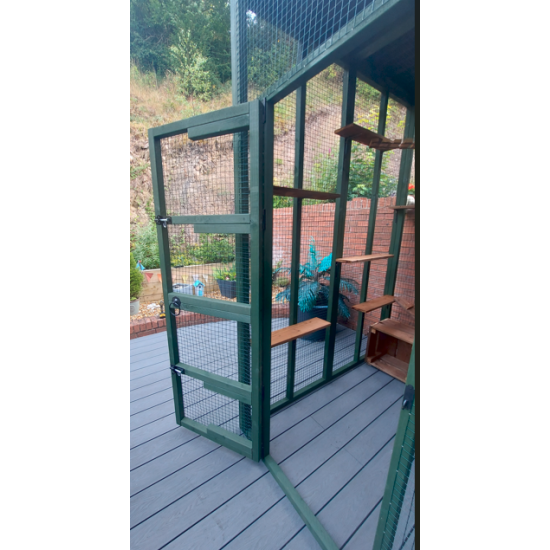 Catio / Cat Lean To 6ft x 8ft x 8ft Tall Waterproof Roof Catio / Cat Lean To 6ft x 8ft x 8ft Tall Waterproof Roof