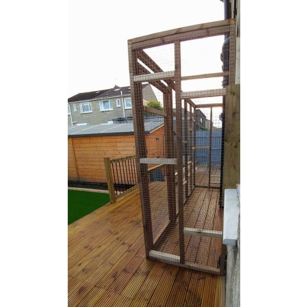 The Slimline Sanctuary – 8ft x 3ft x 7.5ft Lean-To Catio 🌿🐱