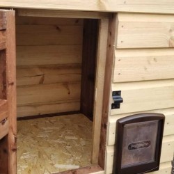 Freestanding sleeping box 