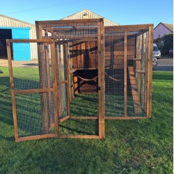 Cat Run With Raised Sleeping Box 6FT x 6FT With External Safety Door