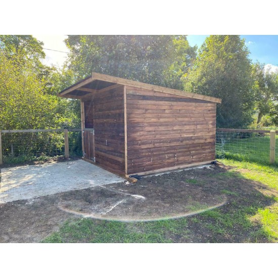 12ft x 12ft Animal  Horse Field Shelter / Stable - Options of Skids, Overhang, Kickboards, Doors & More
