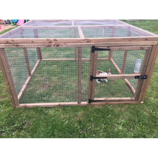 Rabbit / chicken run 3ft tall with door and mesh roof