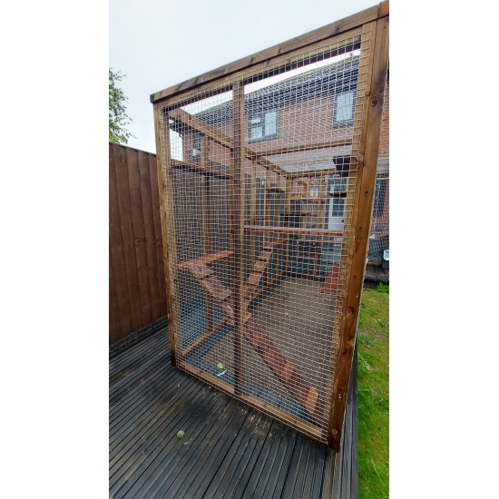 Bespoke 2 enclosures connected by tunnel